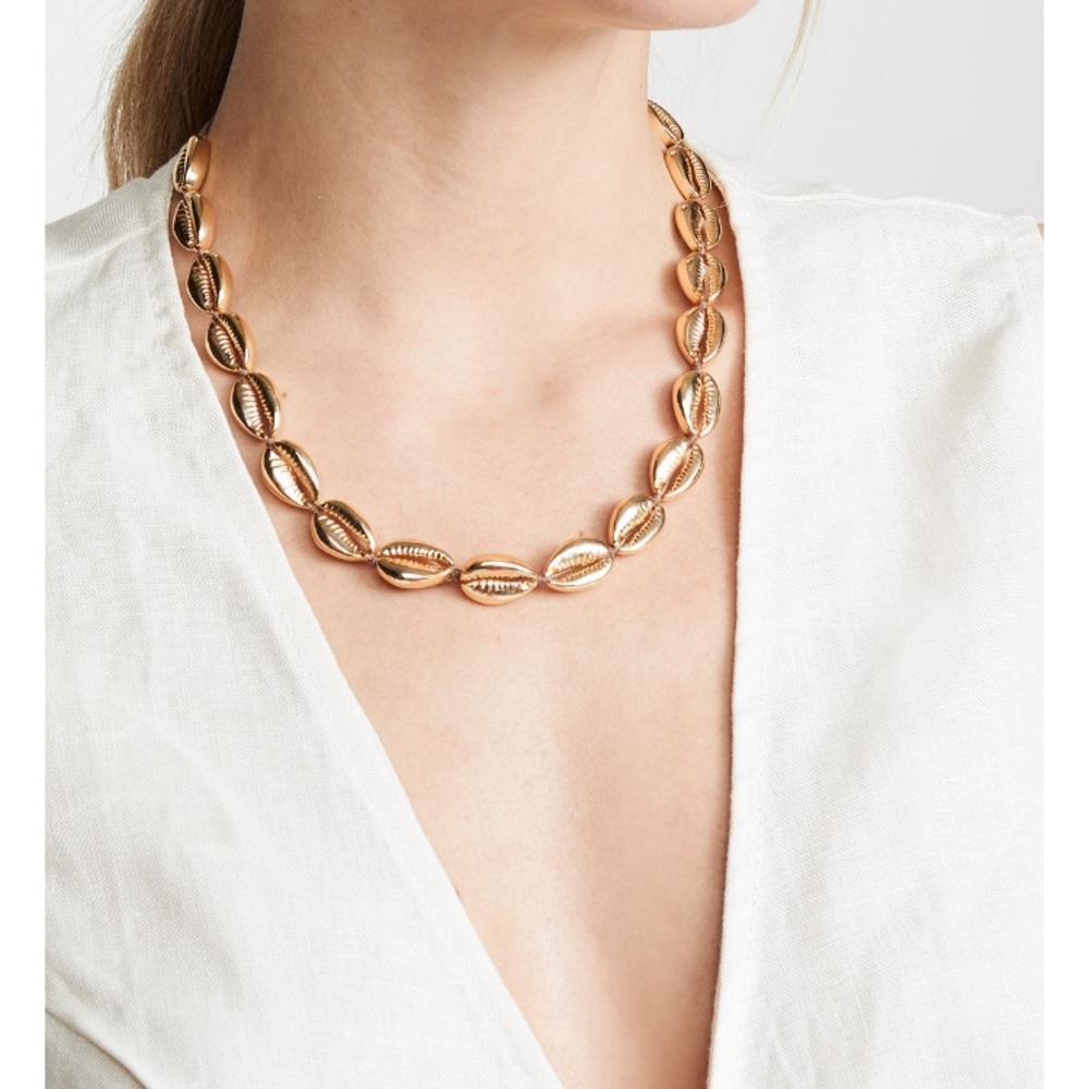 Gold Plated Shell Necklace NWOT
